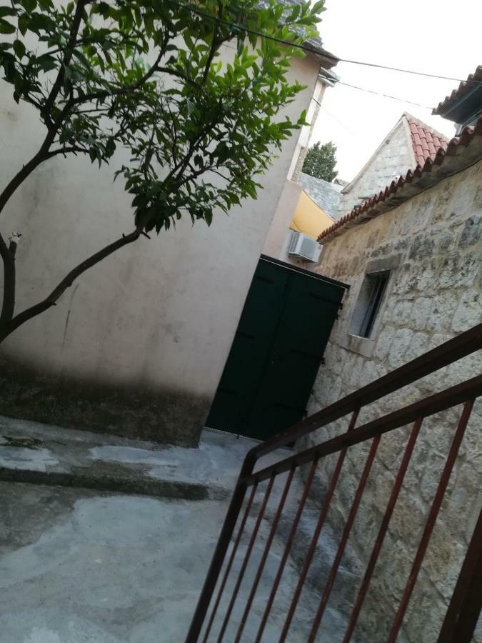 Maroza Apartman Split Kültér fotó